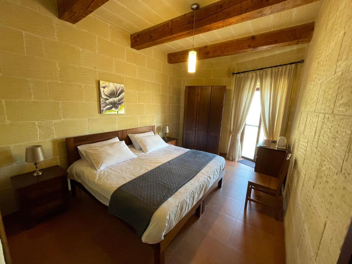 Gilju B&B Шаара Экстерьер фото